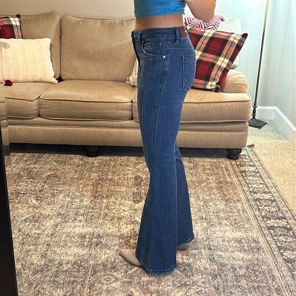 Women’s Unpublished Flared Jeans Size 28 - Picture 2 of 13